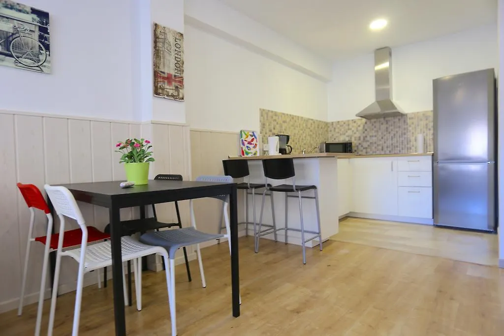 Larios Centro Las Flores Apartment Malaga 0*,  Spain